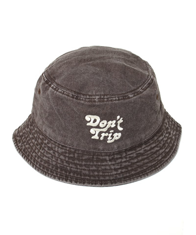 DON'T TRIP WASHED BUCKET HAT -BROWN-