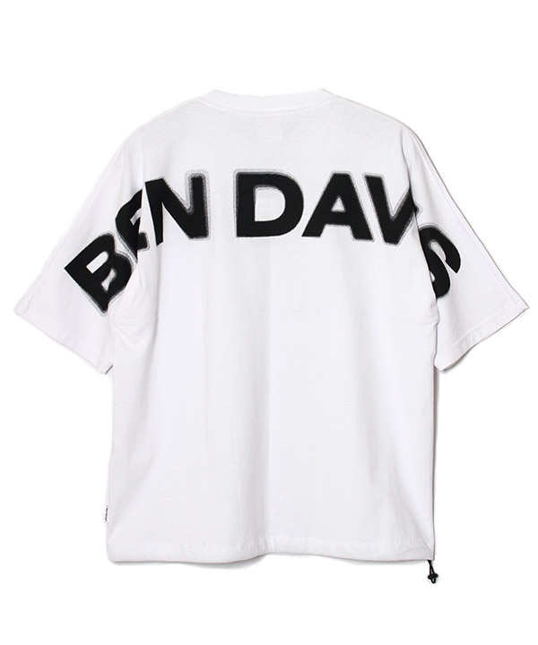 BLURRED LOGO FOOTBALL TEE(ホワイト)