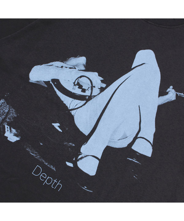 Damaged Depth TEE -BLACK-