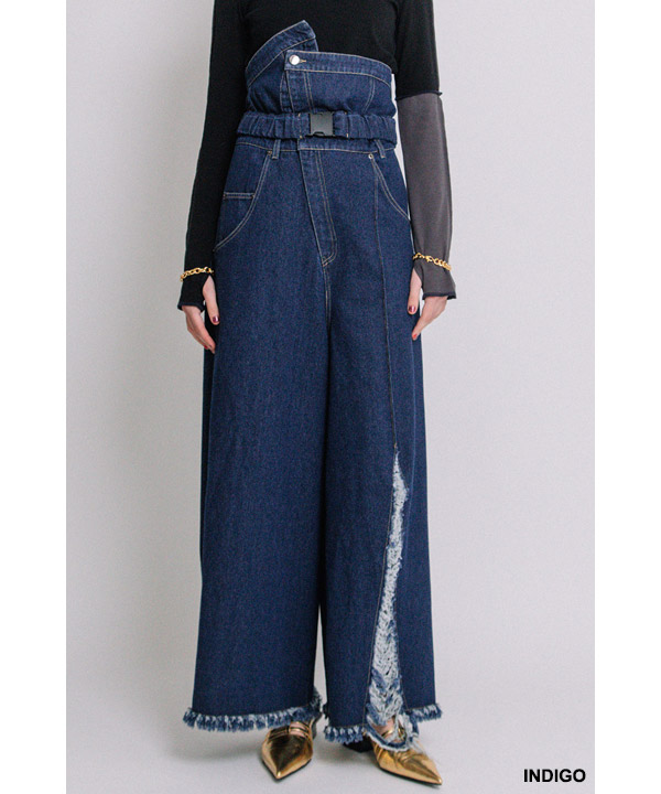 DAMEGE DENIM PANTS