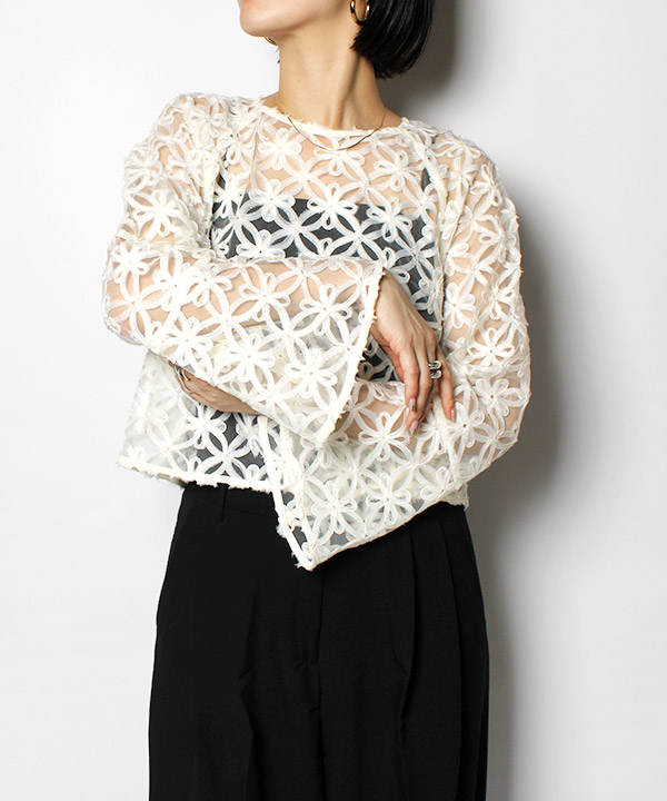 TULLE JACQUARD BLOUSE(オフホワイト)