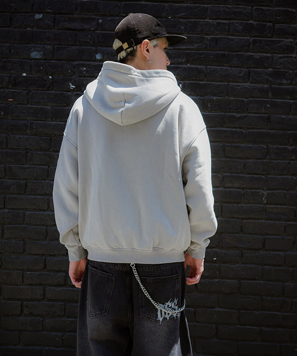 METAL LOGO ZIP HOODIE