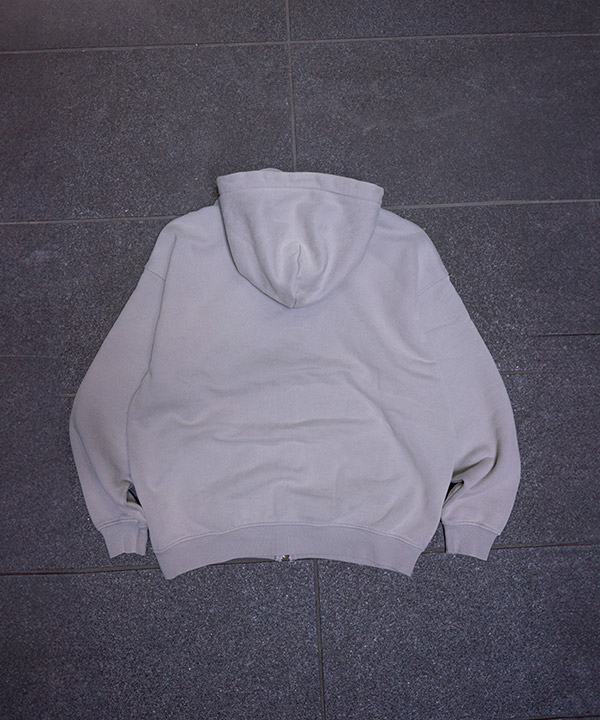 METAL LOGO ZIP HOODIE