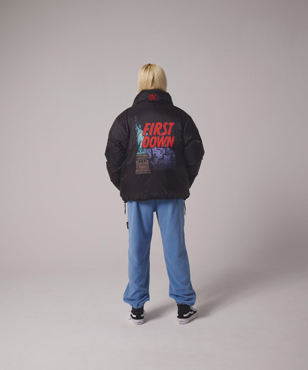 RABBIT FOOT × FIRST DOWN BUBBLE DOWN JKT MICROFT -ブラック-