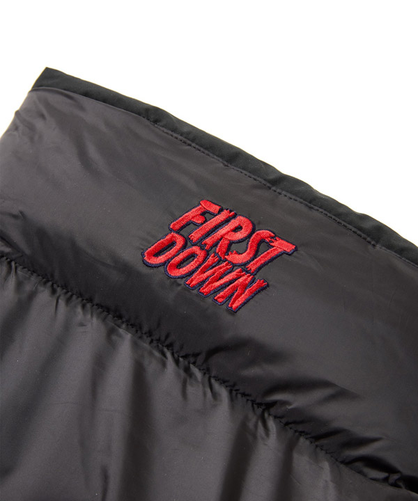 RABBIT FOOT × FIRST DOWN BUBBLE DOWN JKT MICROFT -ブラック-