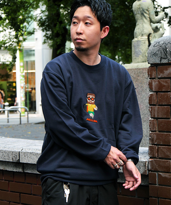 PIXEL MARVIE SWEAT