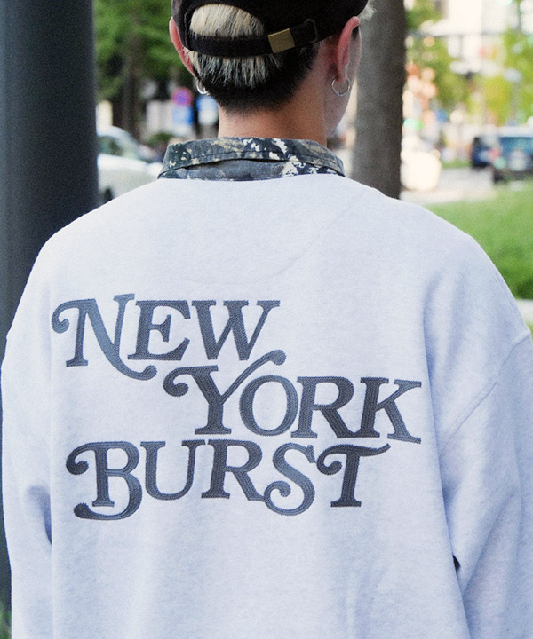 PATTERN COLLAR SWEAT