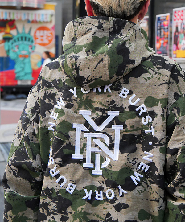 HOODED CAMO COACH JACKET