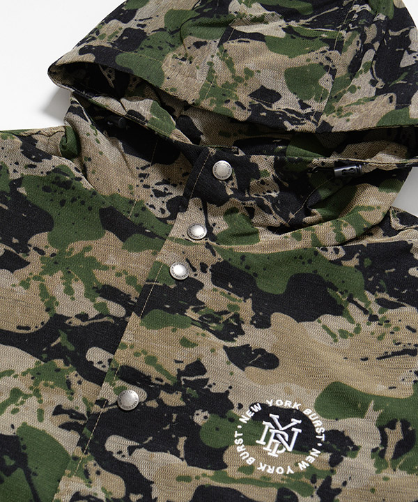 HOODED CAMO COACH JACKET
