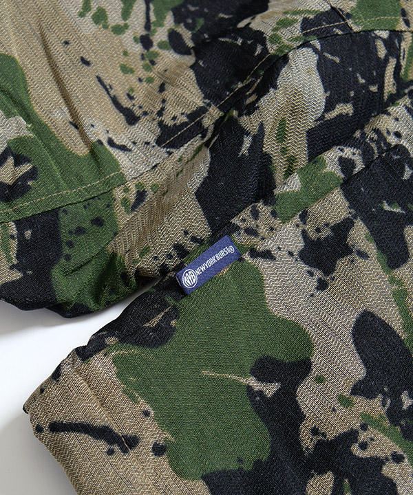 HOODED CAMO COACH JACKET