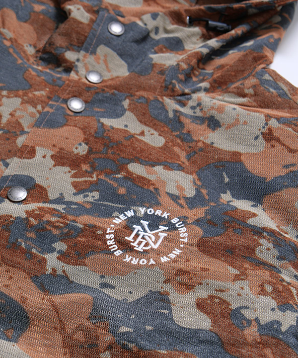 HOODED CAMO COACH JACKET
