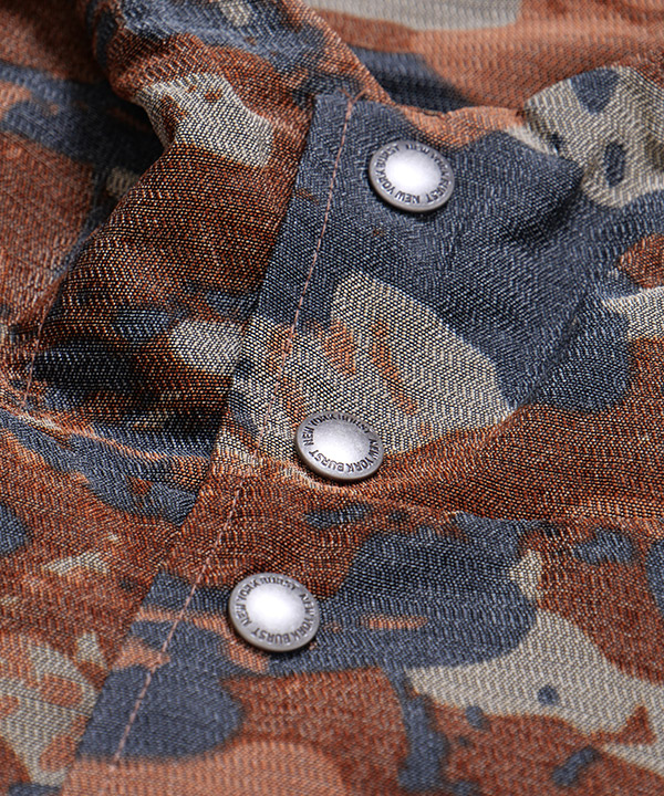 HOODED CAMO COACH JACKET