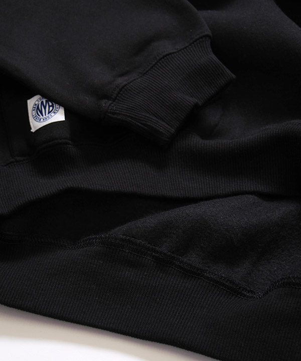 APPLE WAPPEN HOODIE