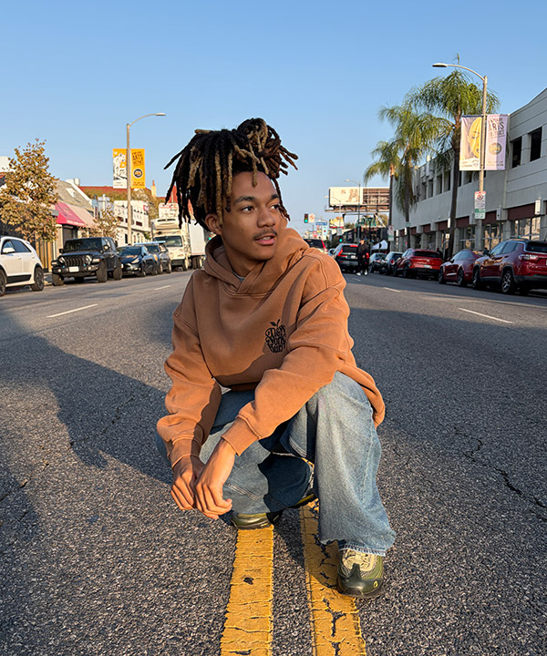 APPLE PIGMENT HOODIE