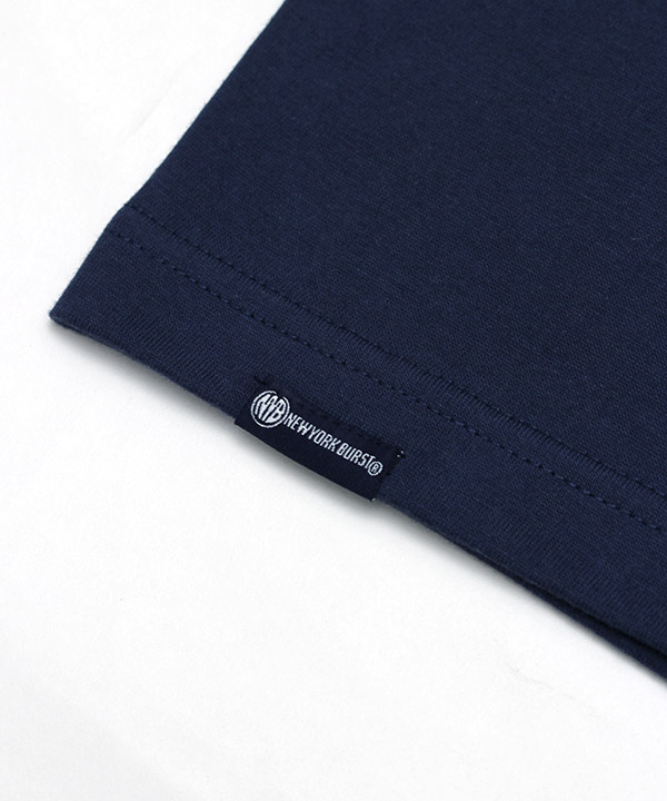APPLE T-SHIRT