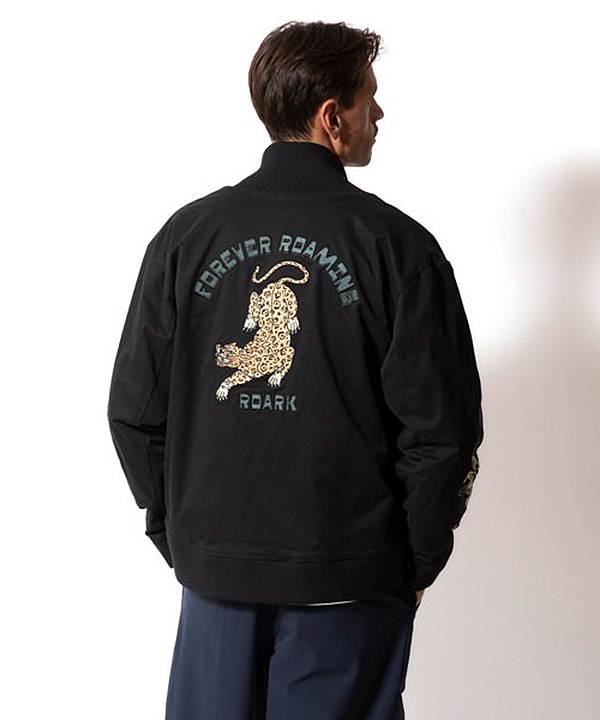 FOREVER ROAMING BOMBER JACKET -ブラック-