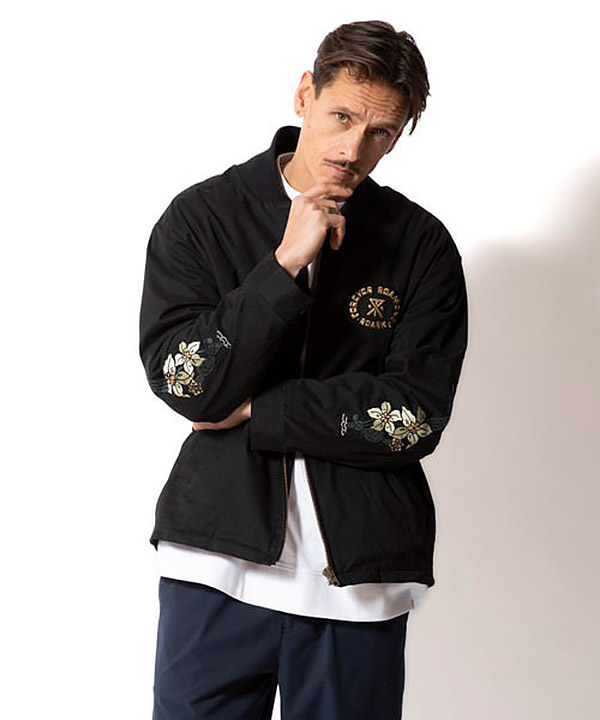 FOREVER ROAMING BOMBER JACKET -ブラック-