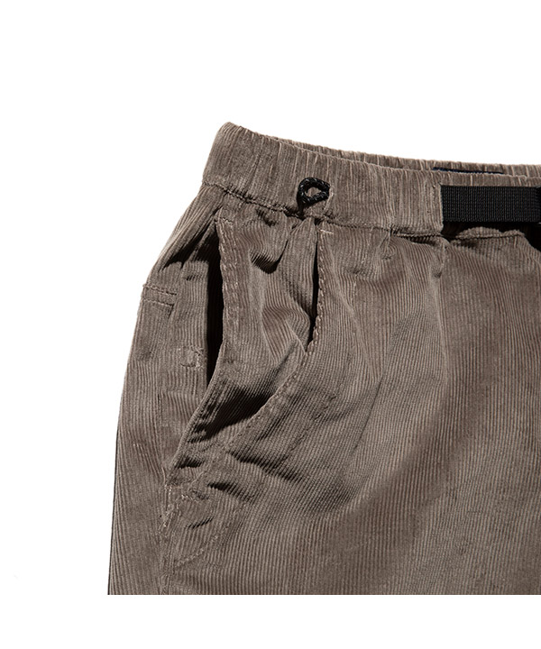 TRAVEL SHORTS CORDUROY -ベージュ-