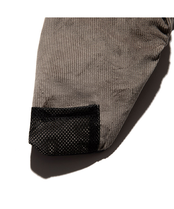 TRAVEL SHORTS CORDUROY -ベージュ-