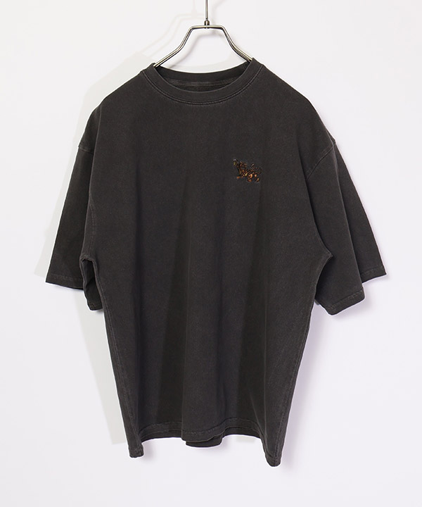 ピグメント ワンポイントロゴ刺繍 S/S TEE(ブラック)