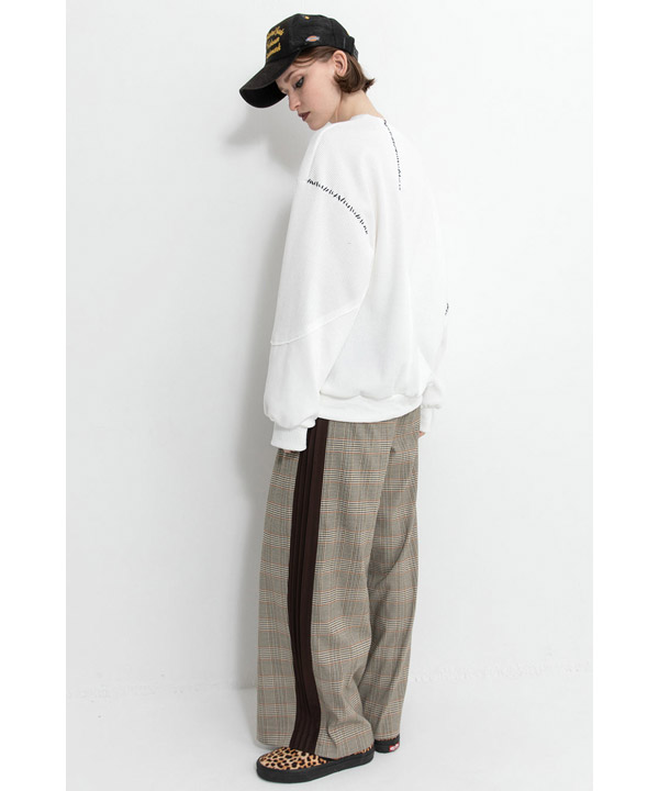 STITCH DESIGN PULLOVER