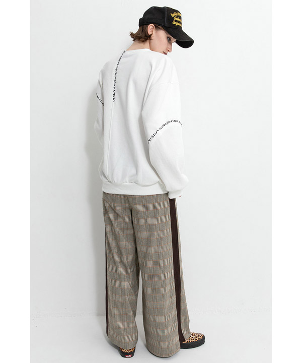 STITCH DESIGN PULLOVER