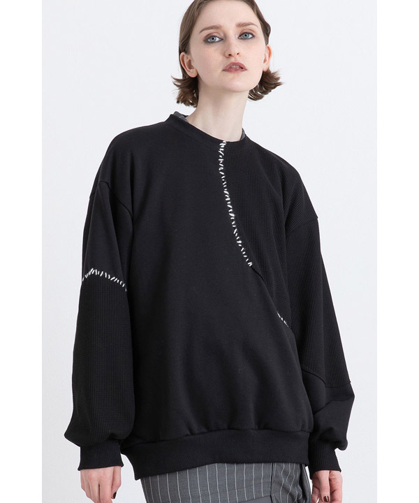 STITCH DESIGN PULLOVER