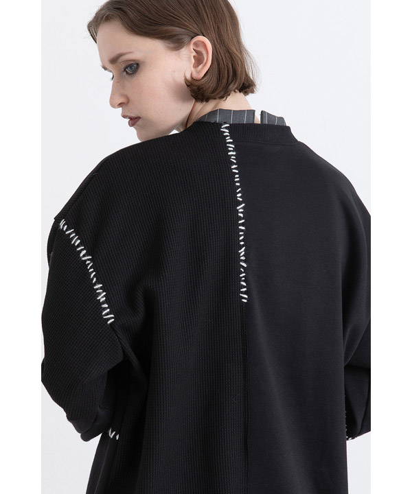 STITCH DESIGN PULLOVER