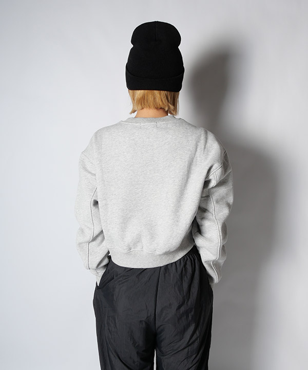 HEART STONE CROPPED SWEAT