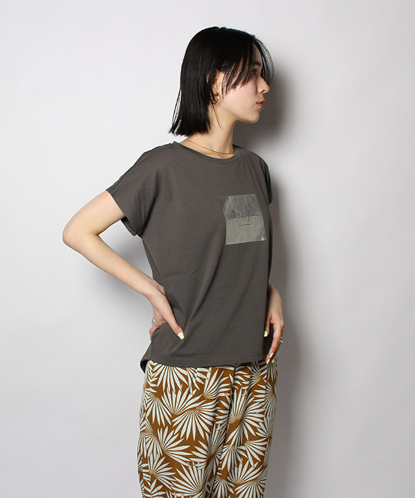 SASANQUA LOGO TEE