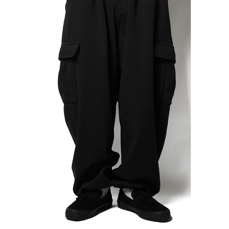 WT SW CARGO PANTS -BLACK-