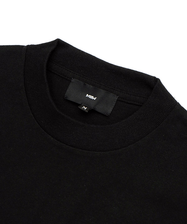 STAR STUDS TEE -ブラック-