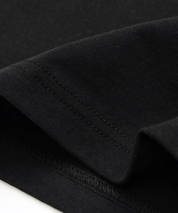 STAR STUDS TEE -ブラック-