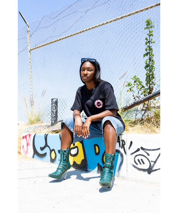 NYB PUFF BURST T-SHIRT