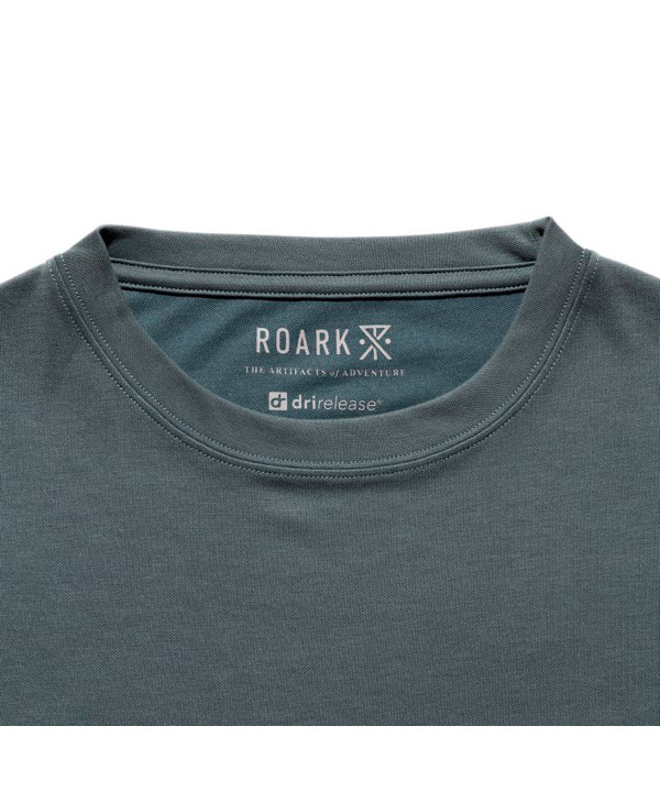 "TRIANGULAR" DriRelease TEE -SMOKE SAGE-