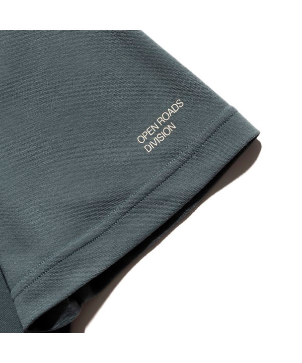 "TRIANGULAR" DriRelease TEE -SMOKE SAGE-