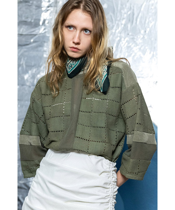 SQUARE LACE PULLOVER