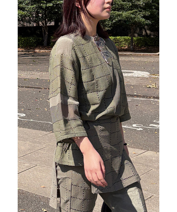 SQUARE LACE PULLOVER