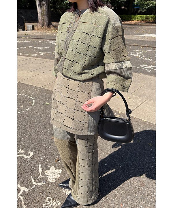 SQUARE LACE PULLOVER