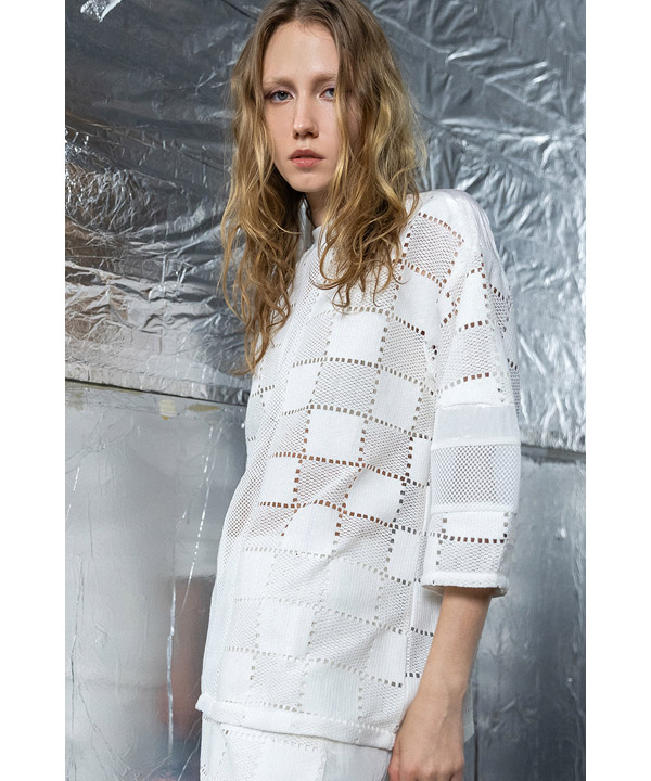 SQUARE LACE PULLOVER