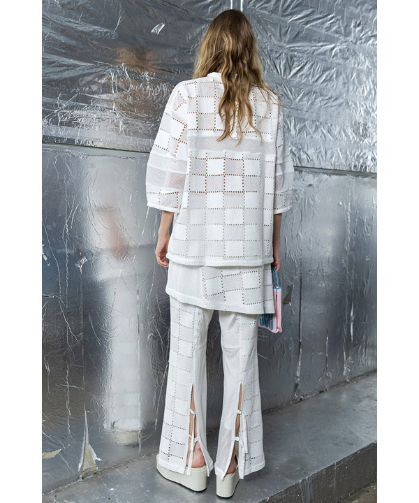 SQUARE LACE PULLOVER