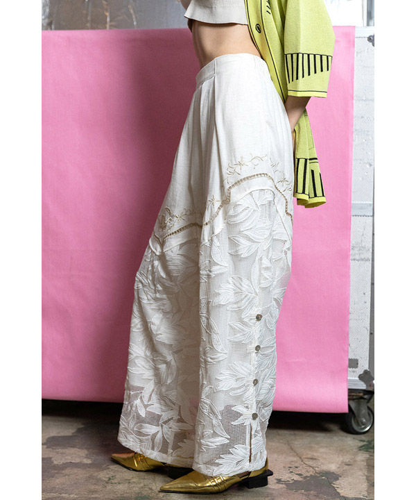 CUTWORK EMBROIDERED PANTS