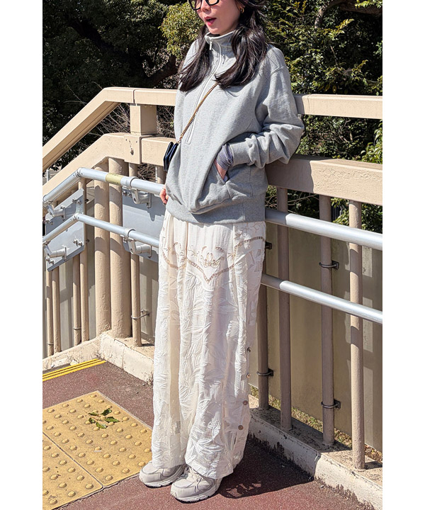 CUTWORK EMBROIDERED PANTS