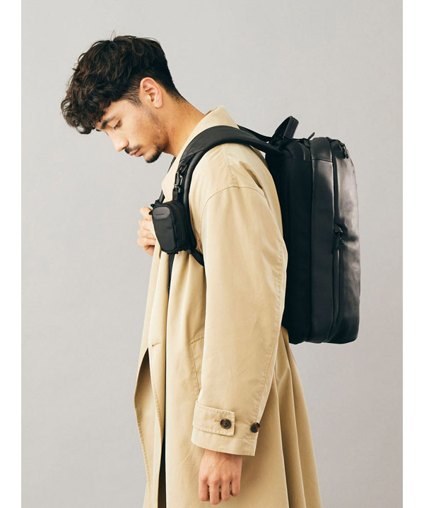 Adjust multi backpack -ブラック-