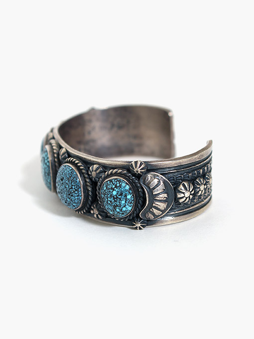 Indian Jewelry(インディアンジュエリー)/ GILBERT TOM BANGLE | Blue